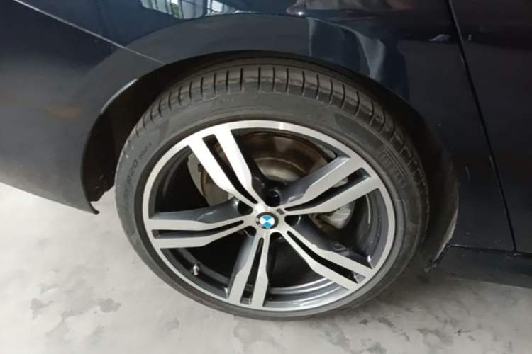 Used BMW 6 Series GT 2022 630i M Sport Package Exterior 5