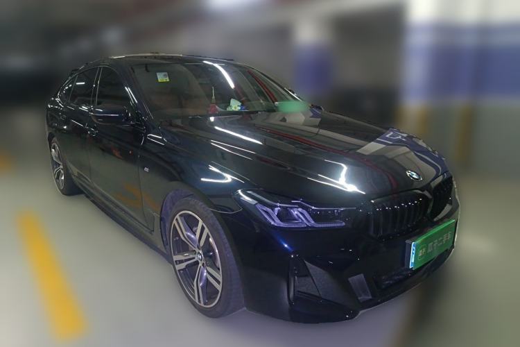 Used BMW 6 Series GT 2022 630i M Sport Package Front Right 45 Deg