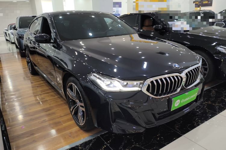 Used BMW 6 Series GT 2022 630i M Sport Package Front Right 45 Deg