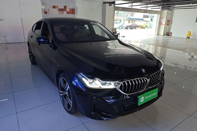Used BMW 6 Series GT 2022 630i M Sport Package Front Right 45 Deg