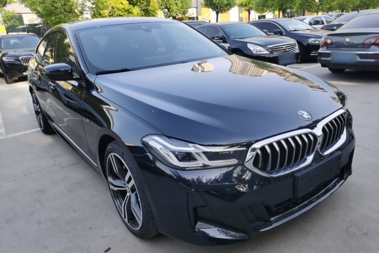 Used BMW 6 Series GT 2022 630i M Sport Package Front Right 45 Deg
