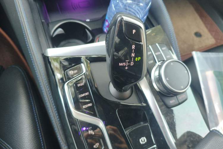 Used BMW 6 Series GT 2022 630i M Sport Package Gear Lever