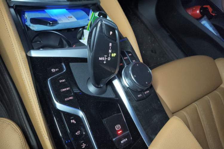 Used BMW 6 Series GT 2022 630i M Sport Package Gear Lever