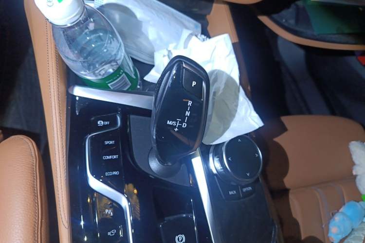 Used BMW 6 Series GT 2022 630i M Sport Package Gear Lever