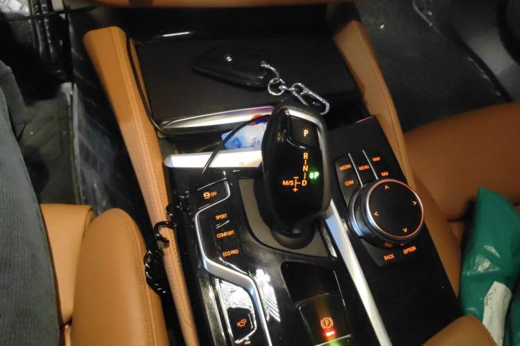 Used BMW 6 Series GT 2022 630i M Sport Package Gear Lever