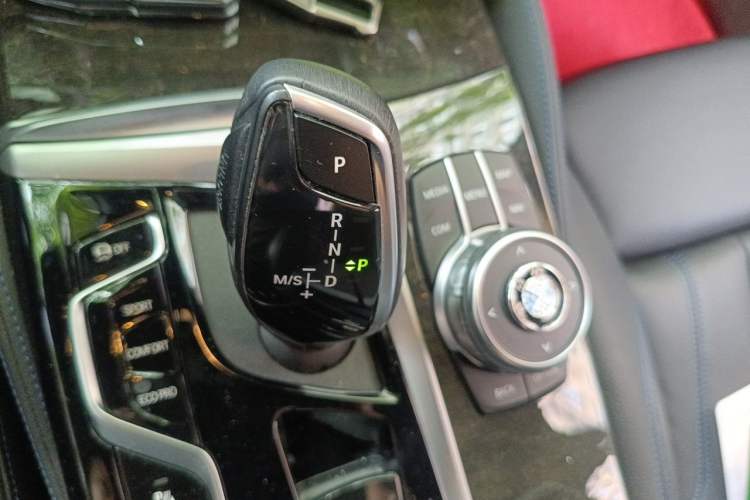 Used BMW 6 Series GT 2022 630i M Sport Package Gear Lever