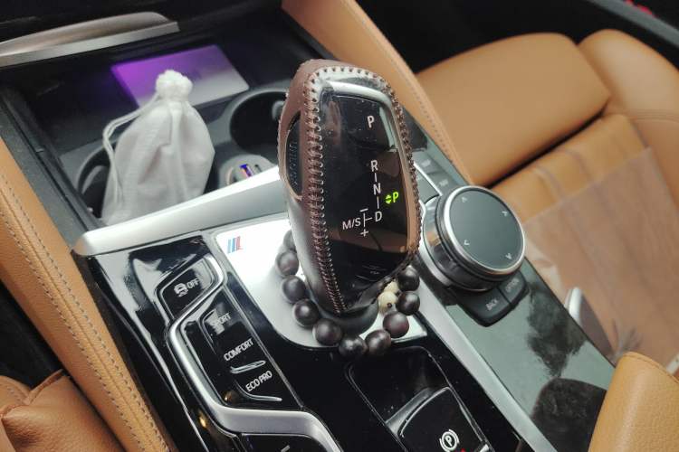 Used BMW 6 Series GT 2022 630i M Sport Package Gear Lever