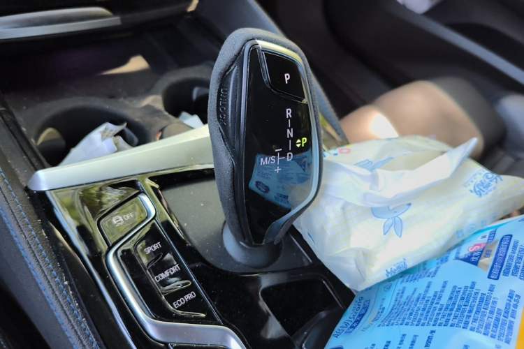 Used BMW 6 Series GT 2022 630i M Sport Package Gear Lever