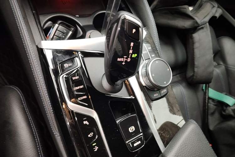Used BMW 6 Series GT 2022 630i M Sport Package Gear Lever