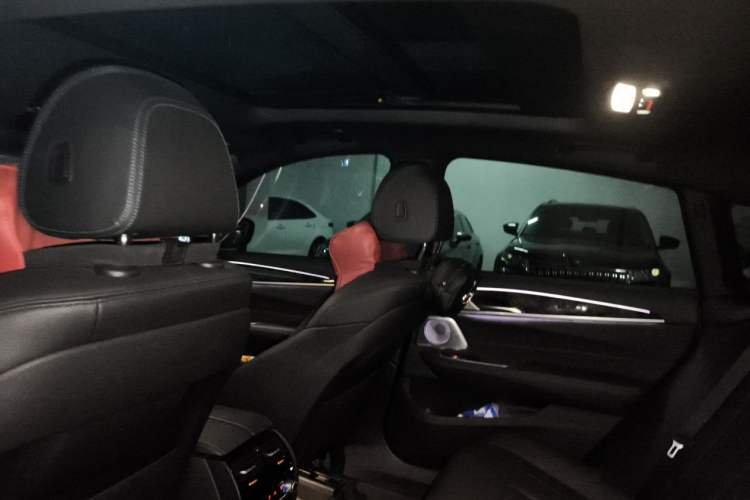Used BMW 6 Series GT 2022 630i M Sport Package Headliner