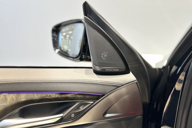 Used BMW 6 Series GT 2022 630i M Sport Package Interior 10