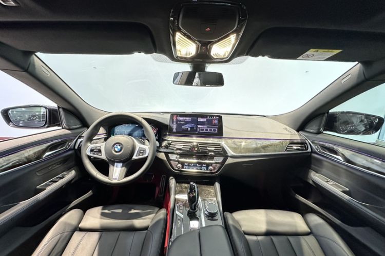 Used BMW 6 Series GT 2022 630i M Sport Package Interior 12