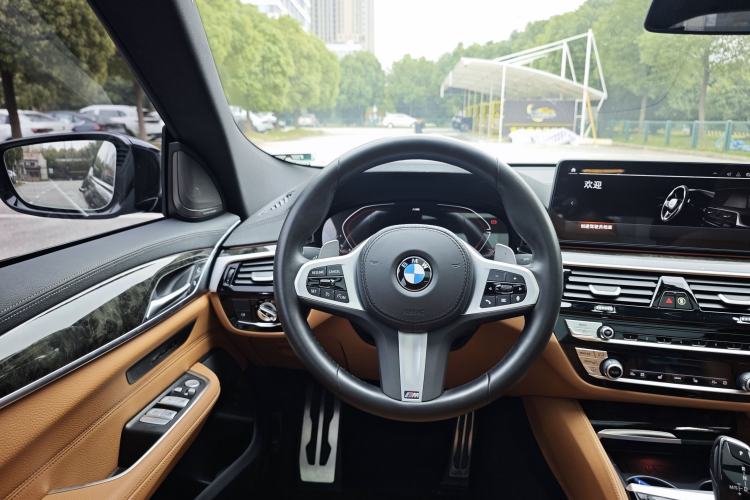 Used BMW 6 Series GT 2022 630i M Sport Package Interior 2
