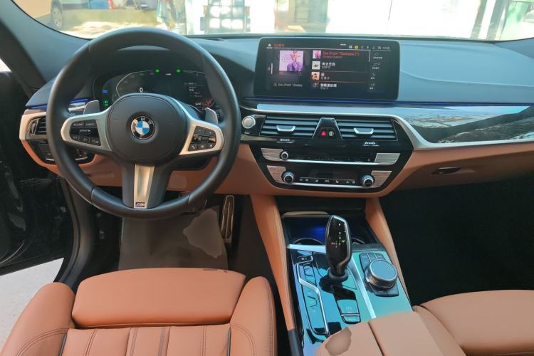 Used BMW 6 Series GT 2022 630i M Sport Package Interior 2