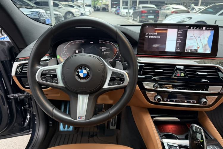 Used BMW 6 Series GT 2022 630i M Sport Package Interior 2