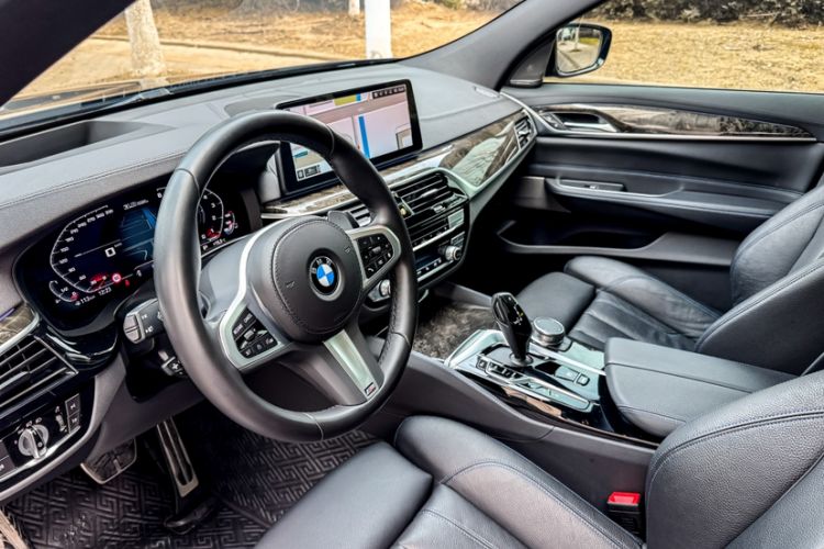 Used BMW 6 Series GT 2022 630i M Sport Package Interior 3