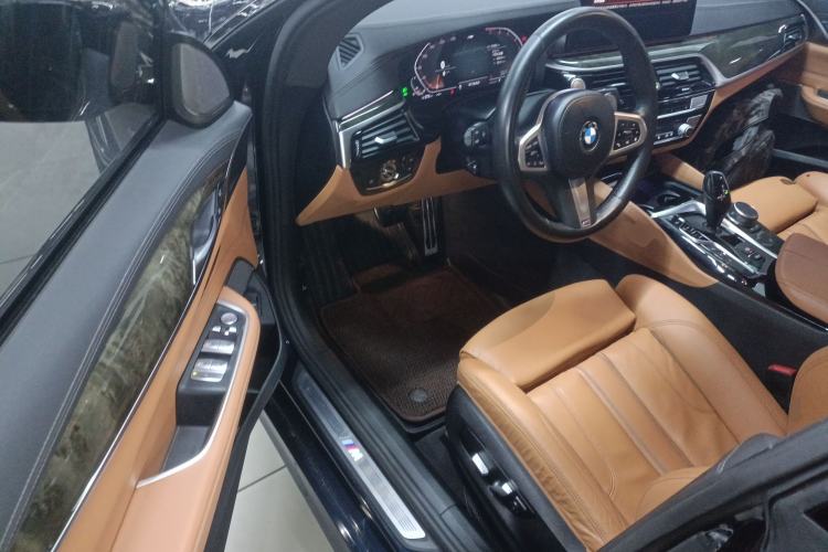 Used BMW 6 Series GT 2022 630i M Sport Package Interior 3
