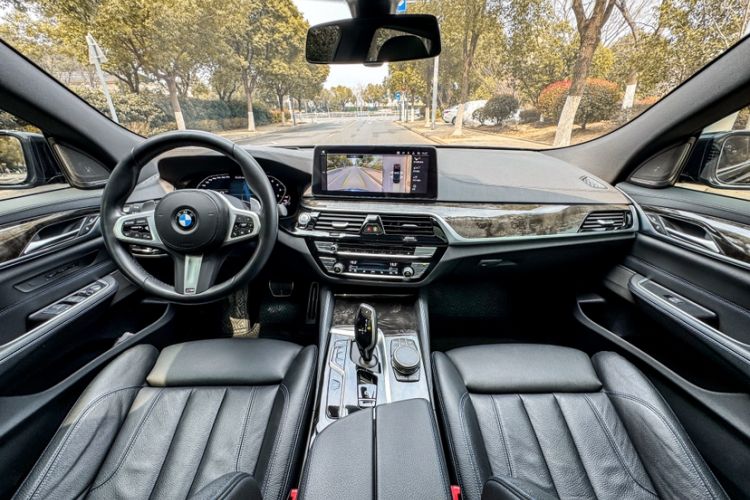 Used BMW 6 Series GT 2022 630i M Sport Package Interior 4