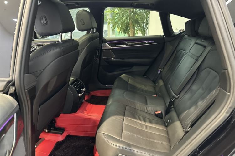 Used BMW 6 Series GT 2022 630i M Sport Package Interior 5
