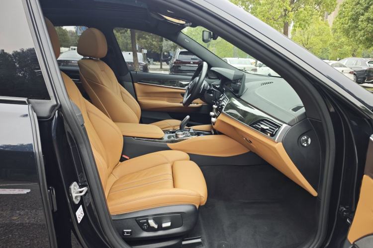 Used BMW 6 Series GT 2022 630i M Sport Package Interior 8