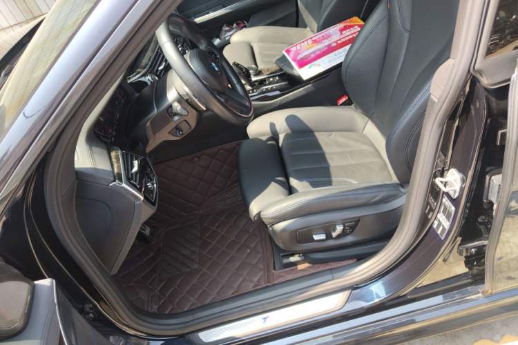 Used BMW 6 Series GT 2022 630i M Sport Package Left Front Seat