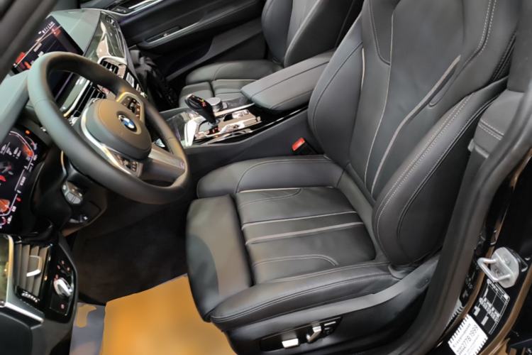 Used BMW 6 Series GT 2022 630i M Sport Package Left Front Seat