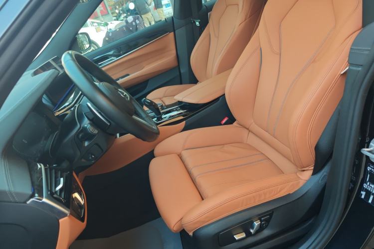 Used BMW 6 Series GT 2022 630i M Sport Package Left Front Seat