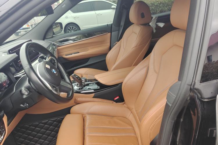 Used BMW 6 Series GT 2022 630i M Sport Package Left Front Seat