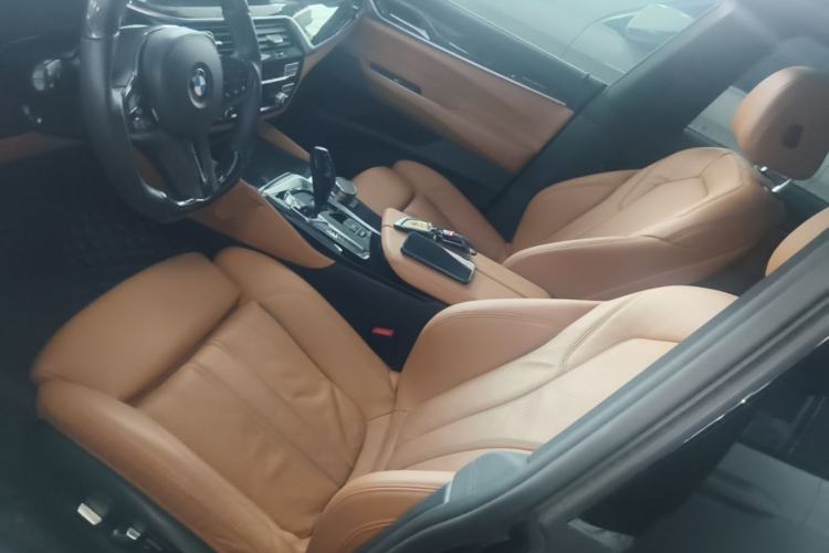 Used BMW 6 Series GT 2022 630i M Sport Package Left Front Seat