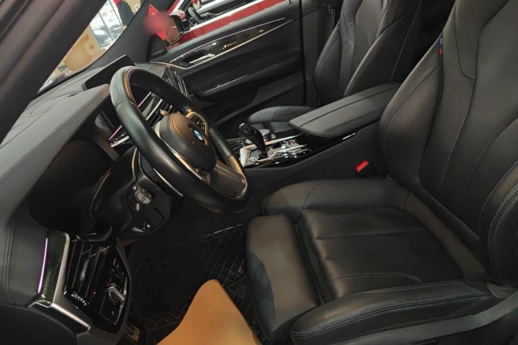 Used BMW 6 Series GT 2022 630i M Sport Package Left Front Seat