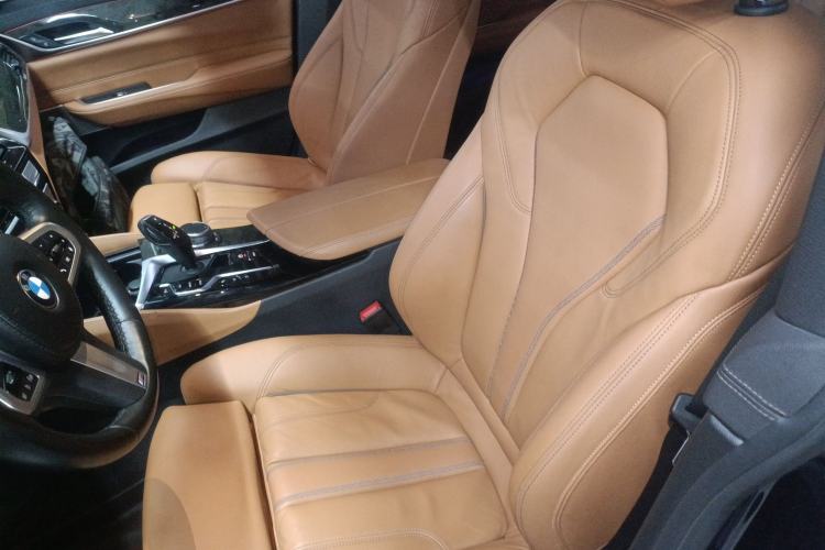 Used BMW 6 Series GT 2022 630i M Sport Package Left Front Seat