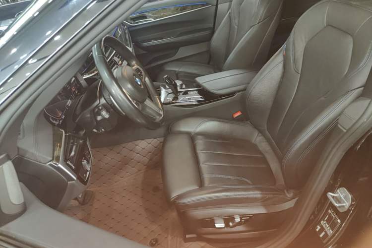 Used BMW 6 Series GT 2022 630i M Sport Package Left Front Seat