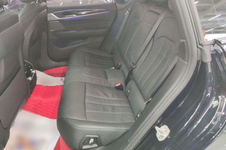 Used BMW 6 Series GT 2022 630i M Sport Package Left Rear Seat
