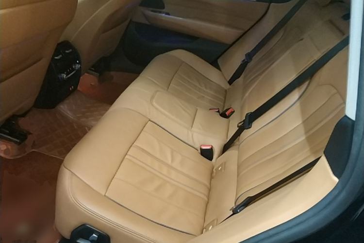 Used BMW 6 Series GT 2022 630i Luxury Design Package Left Rear Seat