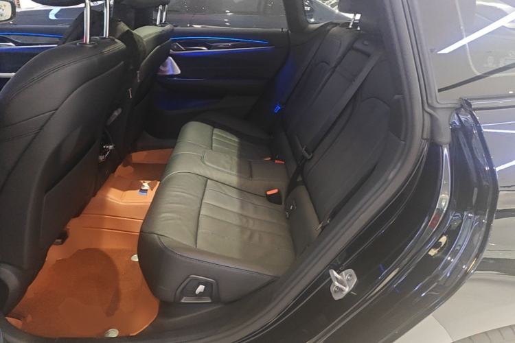 Used BMW 6 Series GT 2022 630i M Sport Package Left Rear Seat