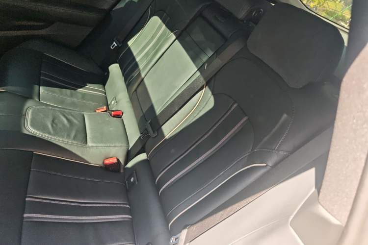 Used BMW 6 Series GT 2022 630i M Sport Package Left Rear Seat