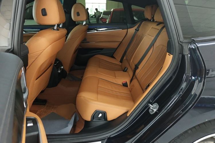 Used BMW 6 Series GT 2022 630i M Sport Package Left Rear Seat