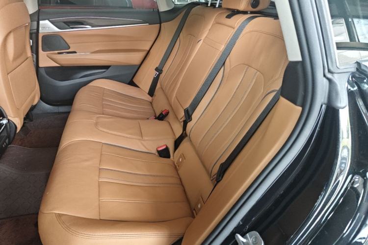 Used BMW 6 Series GT 2022 630i Luxury Design Package Left Rear Seat