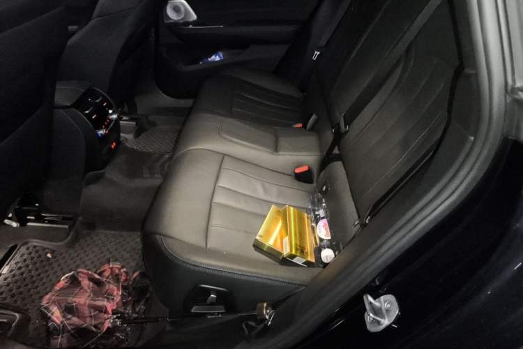 Used BMW 6 Series GT 2022 630i M Sport Package Left Rear Seat