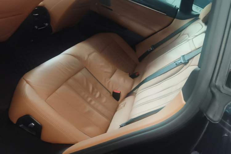 Used BMW 6 Series GT 2022 630i M Sport Package Left Rear Seat