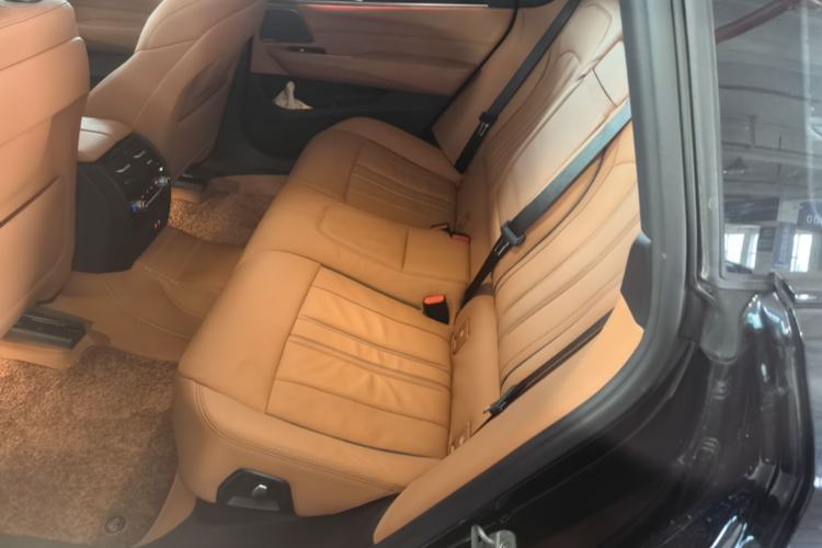 Used BMW 6 Series GT 2022 630i M Sport Package Left Rear Seat
