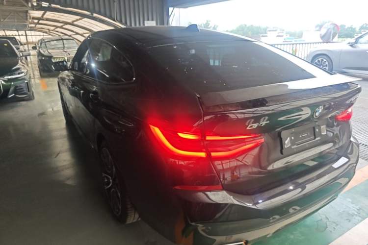Used BMW 6 Series GT 2022 630i M Sport Package Rear Left 45 Deg