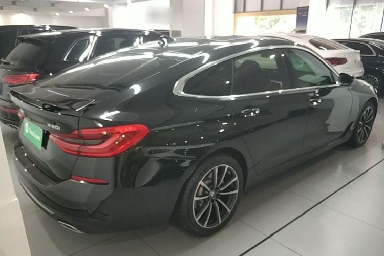 Used BMW 6 Series GT 2022 630i Luxury Design Package Rear Right 45 Deg