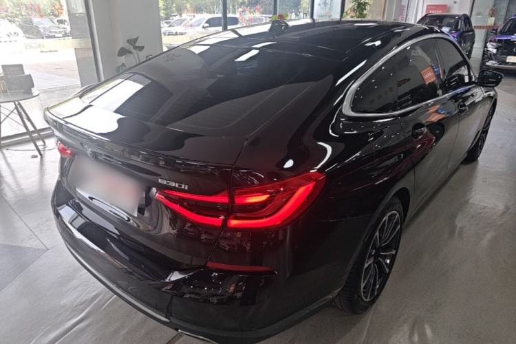 Used BMW 6 Series GT 2022 630i Luxury Design Package Rear Right 45 Deg