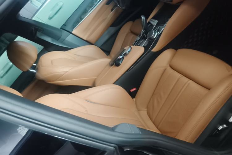 Used BMW 6 Series GT 2022 630i M Sport Package Right Front Seat