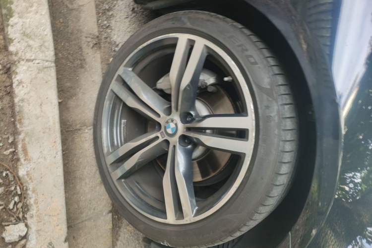 Used BMW 6 Series GT 2022 630i M Sport Package Right Front Wheel Hub