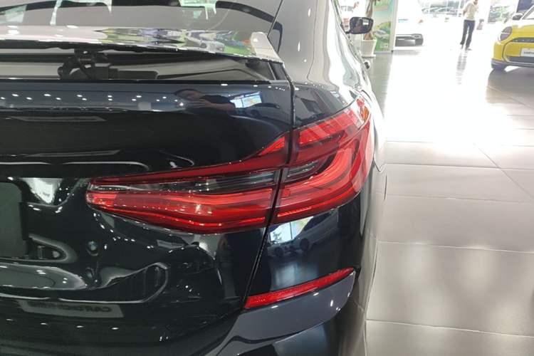 Used BMW 6 Series GT 2022 630i M Sport Package Right Rear Taillight