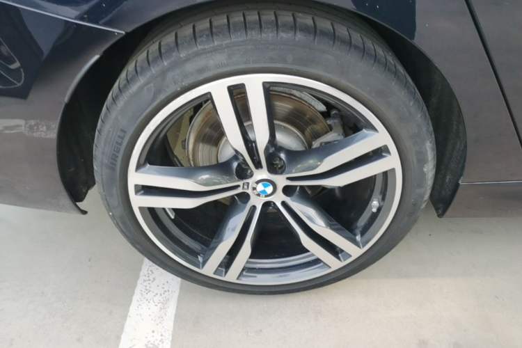 Used BMW 6 Series GT 2022 630i M Sport Package Right Rear Wheel Hub