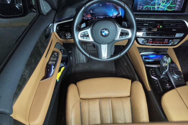 Used BMW 6 Series GT 2022 630i M Sport Package Steering Wheel