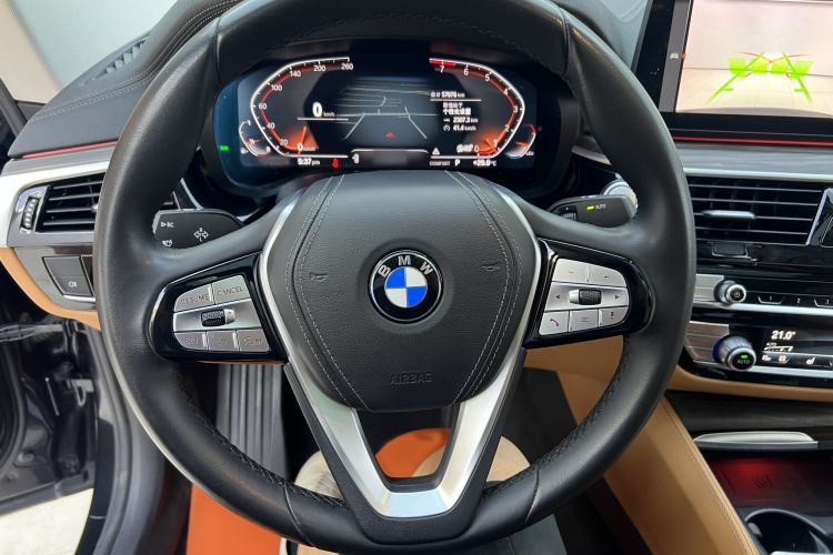 Used BMW 6 Series GT 2022 630i Luxury Design Package Steering Wheel